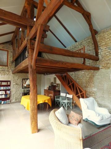 Vente Propriété 12 pièces 329 m2 à Noyers