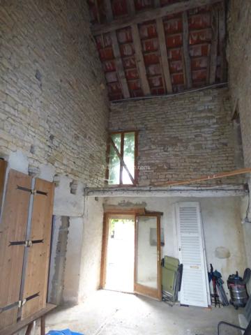 Vente Propriété 12 pièces 329 m2 à Noyers