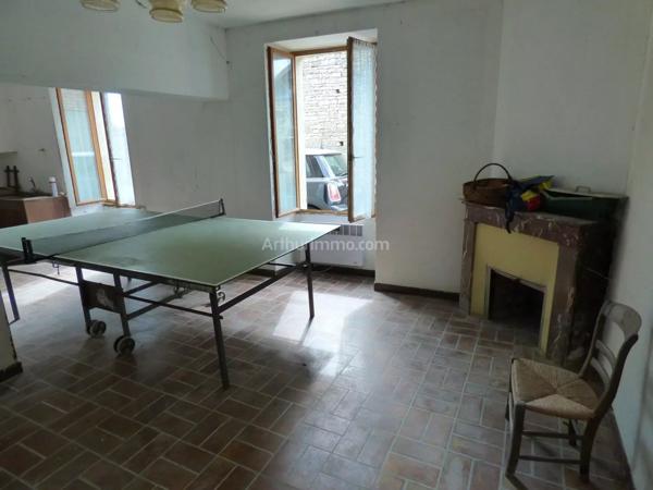 Vente Propriété 12 pièces 329 m2 à Noyers