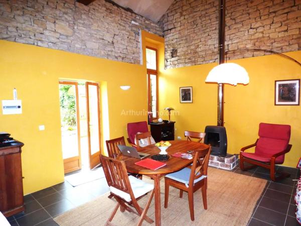 Vente Propriété 12 pièces 329 m2 à Noyers