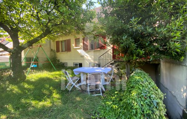 Maison type F7 avec dépendance et sous-sol à rénover