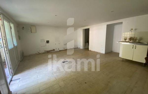 Maison type F7 avec dépendance et sous-sol à rénover