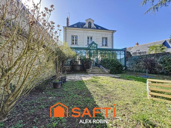 Propriété de Prestige en Hyper-Centre de Bléré