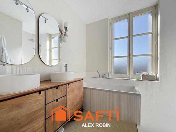 Propriété de Prestige en Hyper-Centre de Bléré