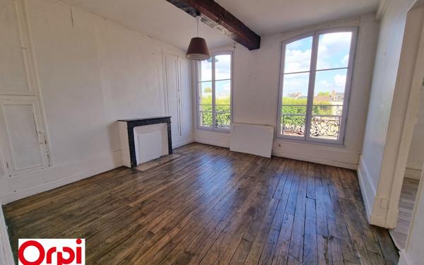 Immeuble à vendre    6 pièces •  Château-Thierry