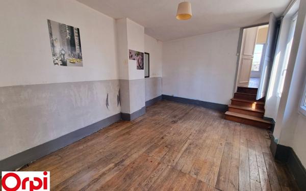 Immeuble à vendre    6 pièces •  Château-Thierry