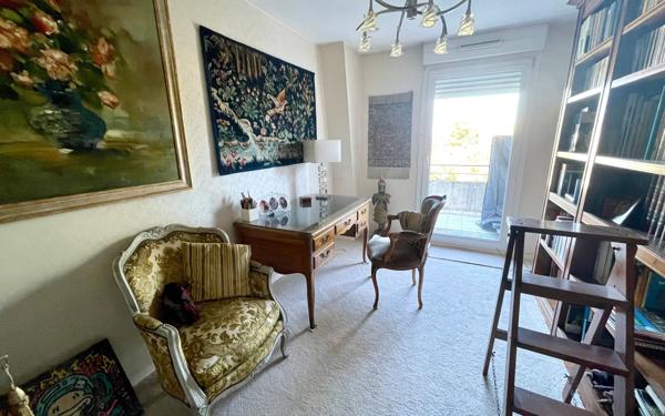 Appartement à vendre    5 pièces • 100,35 m2 Bischheim