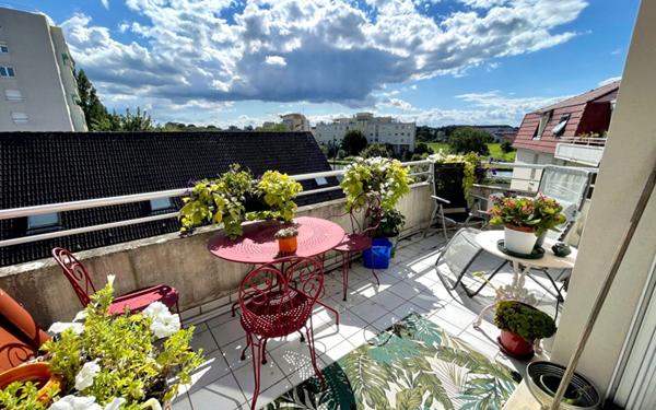 Appartement à vendre    5 pièces • 100,35 m2 Bischheim