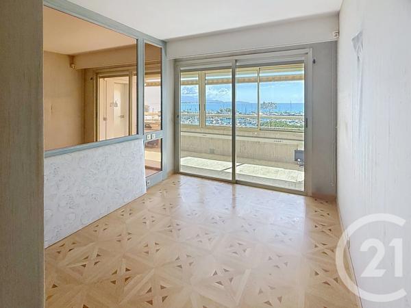 Appartement F4 à vendre  4 pièces - 115,81 m 2   VILLENEUVE LOUBET  - 06