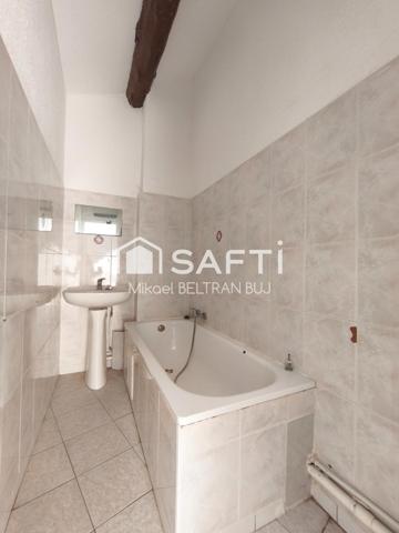 Immeuble de rapport comprenant 6 appartements dont un déjà loué