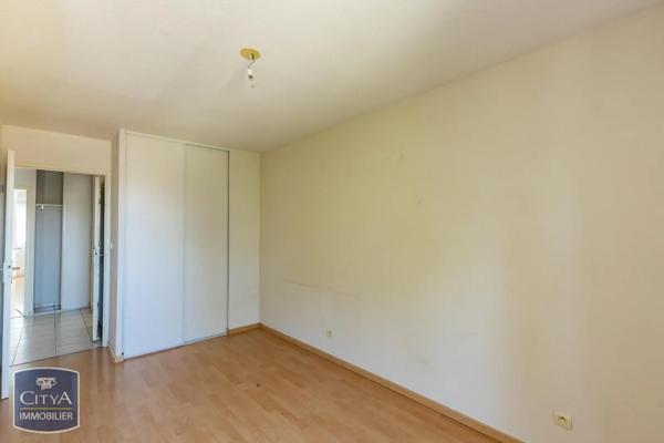 Appartement à louer 4 pièces 102.49m² Castres (81100)