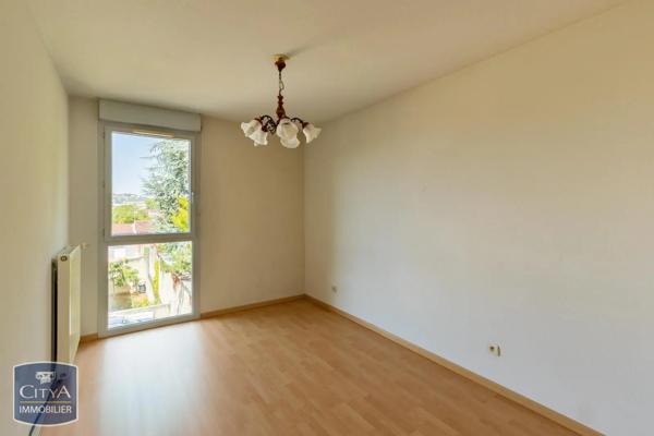 Appartement à louer 4 pièces 102.49m² Castres (81100)