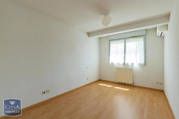 Appartement à louer 4 pièces 102.49m² Castres (81100)