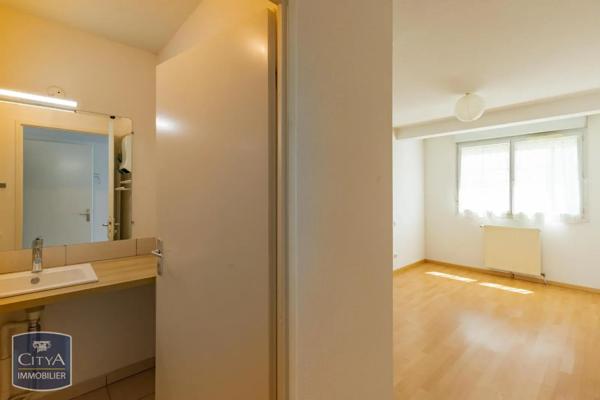 Appartement à louer 4 pièces 102.49m² Castres (81100)