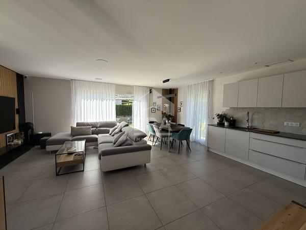 A VENDRE 13710 FUVEAU MAISON TYPE 4 DE 96 M² SUR 315 M² DE JARDIN PISCINE