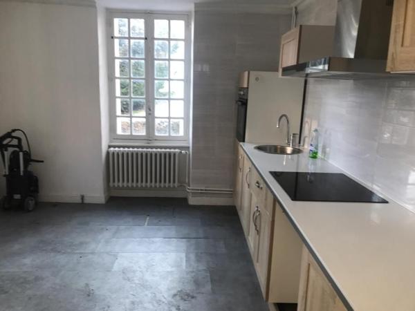 maison de caractère de 10 pièces (240 m²) divisée en 4 logements