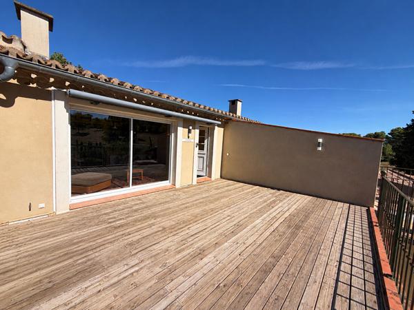 Location appartement T3 de 75,45 m² avec terrasse, parking et climatisation au sud de Carcassonne