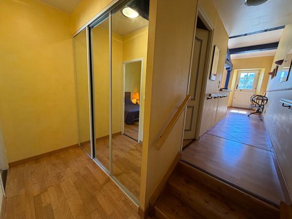 Location appartement T3 de 75,45 m² avec terrasse, parking et climatisation au sud de Carcassonne