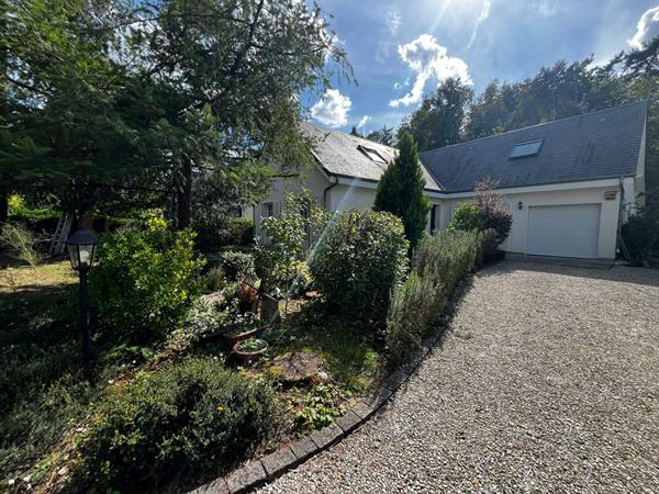 Maison - 7 pièces - 135 m²