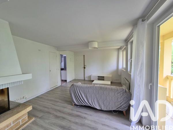 Location appartement 4 pièces 71 m² Corbeil-Essonnes