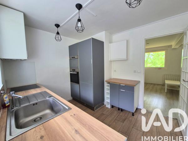 Location appartement 4 pièces 71 m² Corbeil-Essonnes