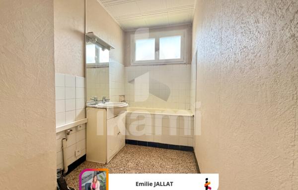 Meylan T4 TRANSFORMÉ EN T3 DE 73 M2