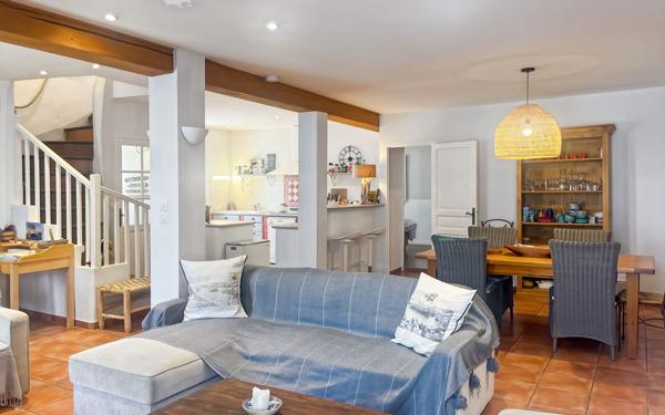 Maison à vendre    4 pièces •  Marseillan