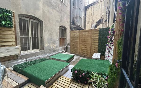 Appartement à vendre    1 pièce • 20,54 m2 Marseille 1