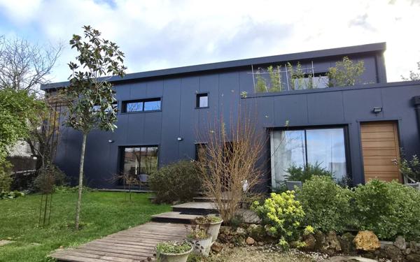 Maison à vendre    7 pièces • 166 m2 La Norville