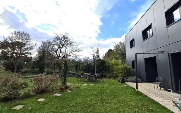 Maison à vendre    7 pièces • 166 m2 La Norville