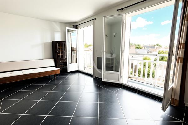 DUPLEX 3 PIÈCES DERNIER ÉTAGE AVEC BALCON