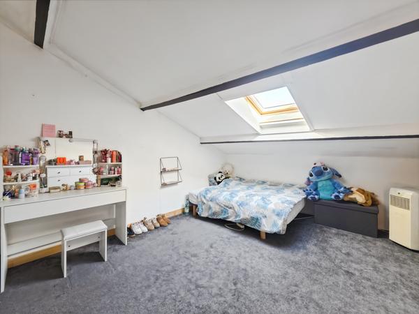 Maison 10 pièces - 264 m²