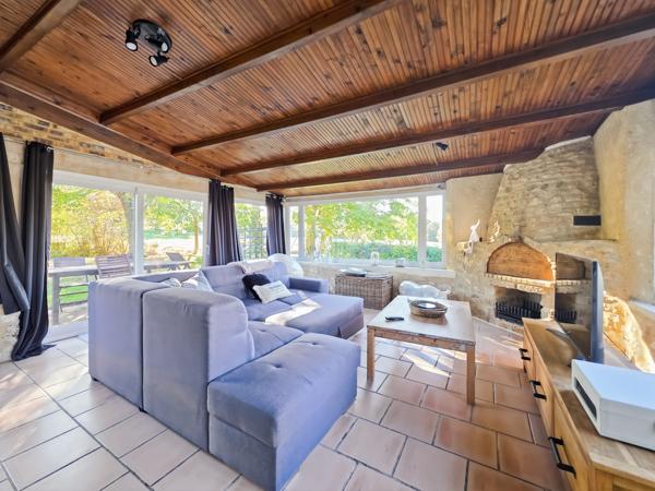 Maison 10 pièces - 264 m²