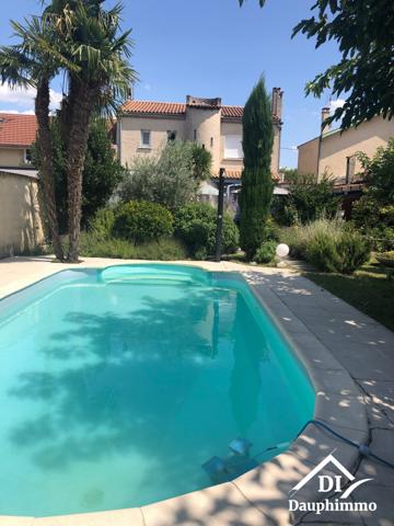 Maison à vendre, 7 pièces - Romans-sur-Isère 26100