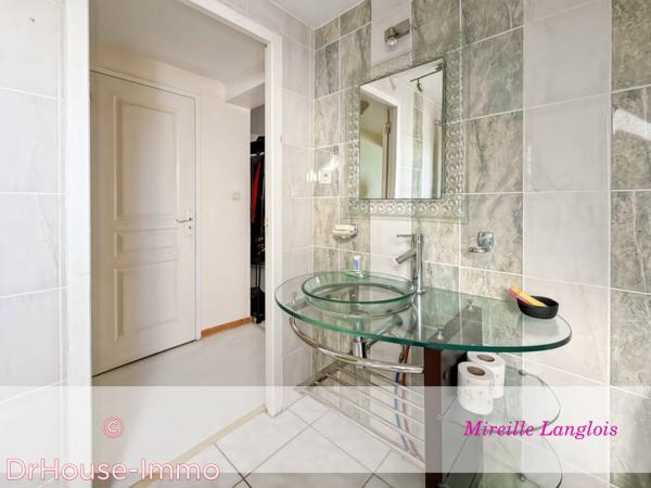 Maison à vendre 8 pièces de 202 m²