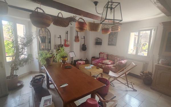 Maison à vendre    5 pièces •  Peyruis