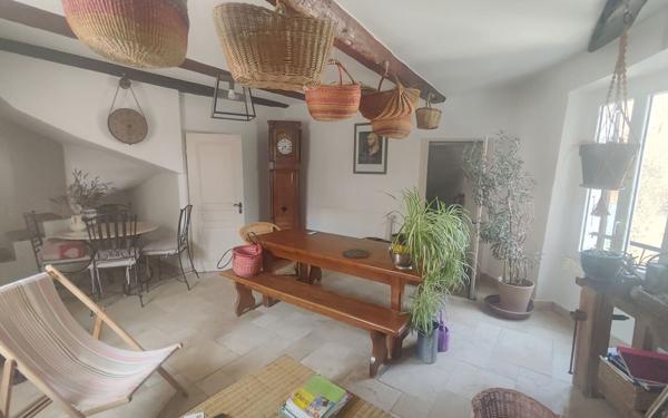 Maison à vendre    5 pièces •  Peyruis