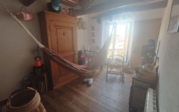 Maison à vendre    5 pièces •  Peyruis