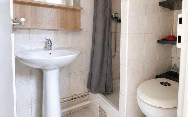 Appartement à vendre    1 pièce • 17,09 m2 Montreuil