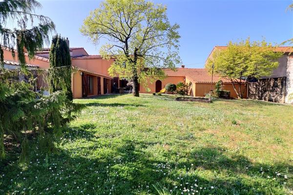 Maison La Haie Fouassiere 5 pièce(s) 161 m2