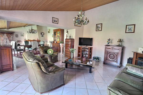 Maison La Haie Fouassiere 5 pièce(s) 161 m2
