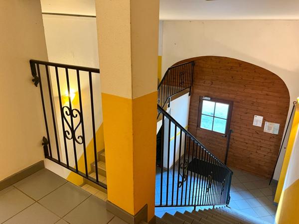 Immeuble
                                                                                                                                                
                                                                                                                                                
                                                                                                                                                
                                                    
                                                                                                                                                                                                                                                                                                                        420  m²                                                                                                                                                                                                         2 etage(s)