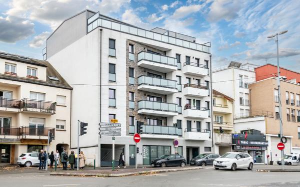 Appartement à vendre    4 pièces • 81,89 m2 Noisy-le-Grand