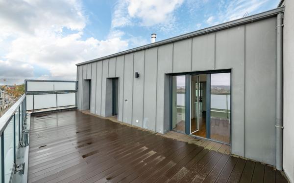 Appartement à vendre    4 pièces • 81,89 m2 Noisy-le-Grand