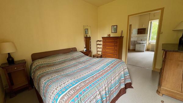 EXCLUSIVITE - FRANCOIS - Propriété de 427m² avec un terrain de 16 000m²