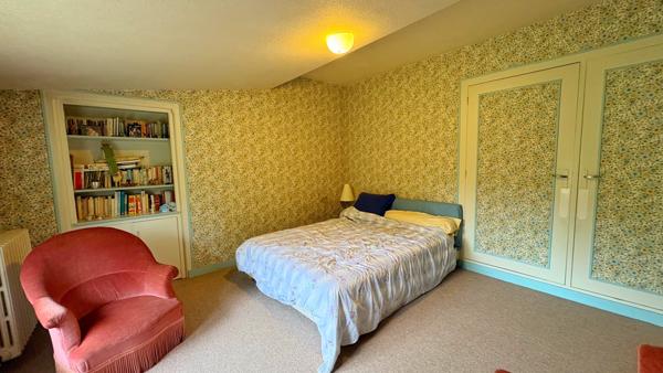 EXCLUSIVITE - FRANCOIS - Propriété de 427m² avec un terrain de 16 000m²