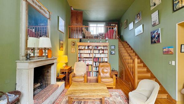 EXCLUSIVITE - FRANCOIS - Propriété de 427m² avec un terrain de 16 000m²