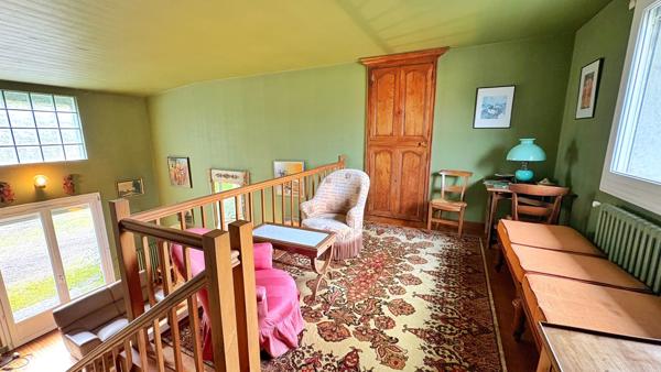 EXCLUSIVITE - FRANCOIS - Propriété de 427m² avec un terrain de 16 000m²