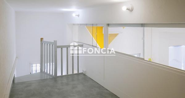 À vendre Local commercial 107.7 m² - Saint-raphaël 83700