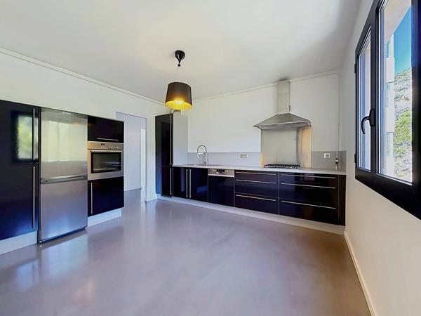 À VENDRE - T4 - RÉSIDENCE DES ÎLES - SANGUINAIRES  - VUE MER  - TERRASSE